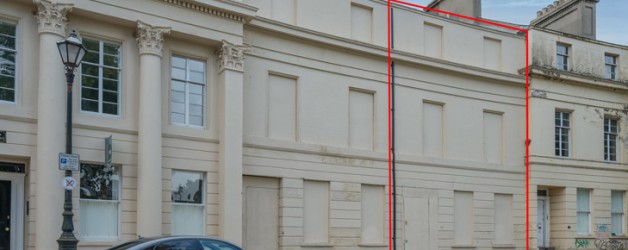 15 Upper Crescent, Belfast